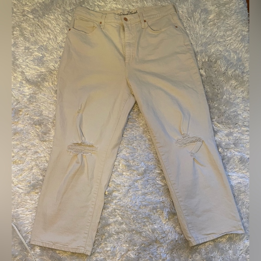 Cream colored Universal Threads, jeans with rose gold buttons